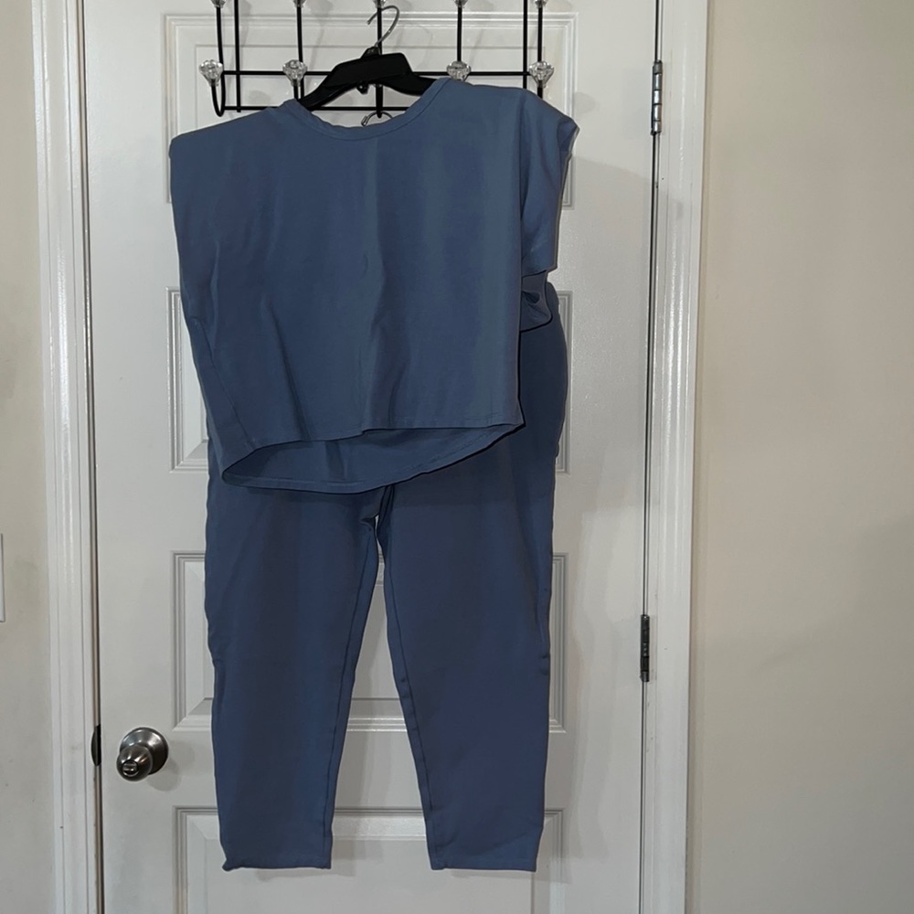 2pc set crop top with elastic waist band leggings by Curvy Girl